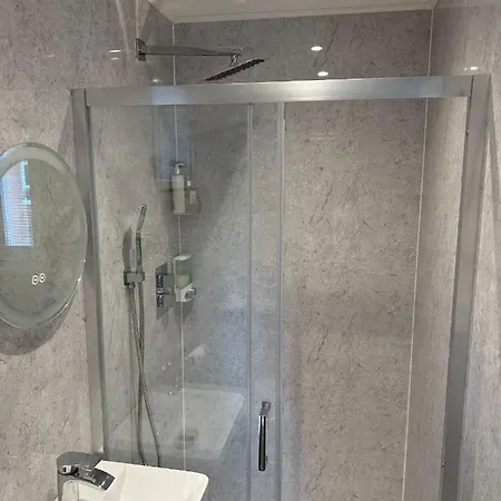 And Cosy אוהל מפואר
